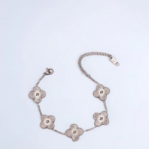 LuminaLuxe™ 18K Gold Bracelet